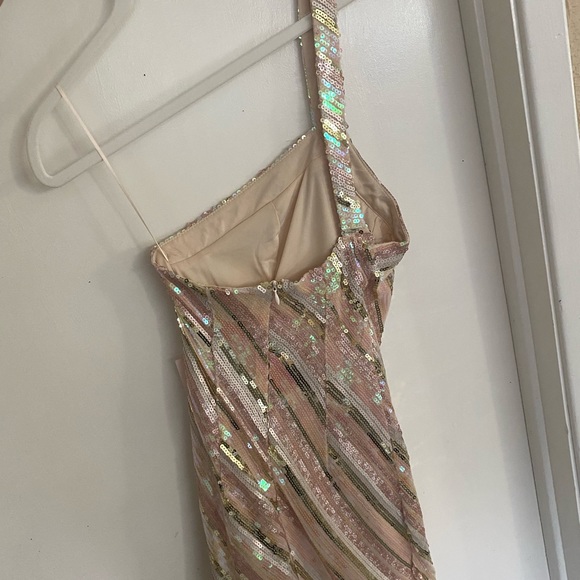 COPY - Superdown sequin mini dress - Picture 6 of 7